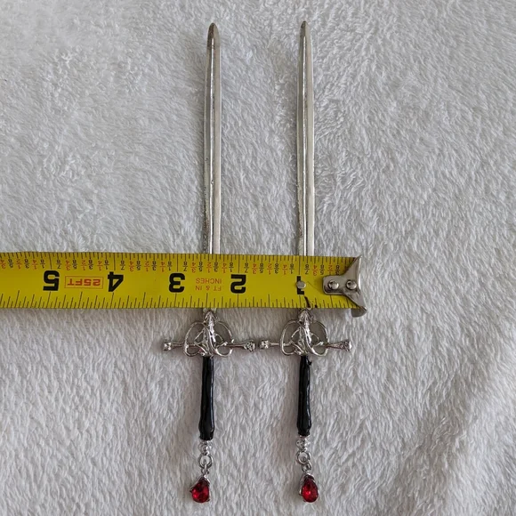 Sword Hairpins Set - Picture 4 of 13